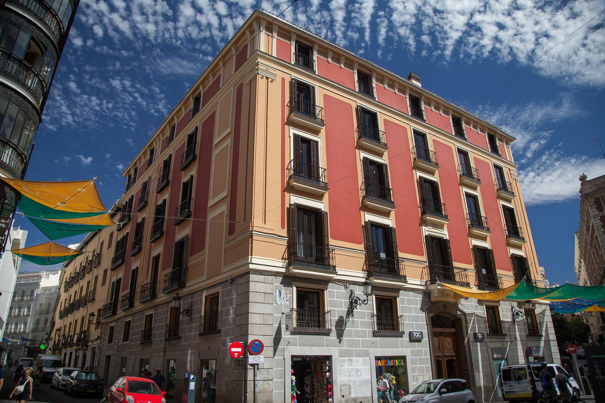 Toc Hostel Madrid Exterior photo